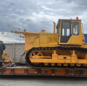 Бульдозер после капитального ремонта Б10мб с отвалом