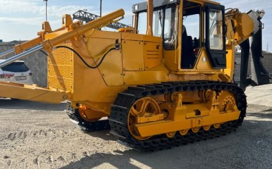 Трактор Т10М с навесным оборудованием КВГ-1