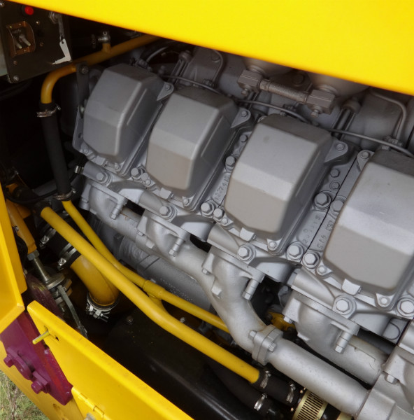 Двигатель т-130